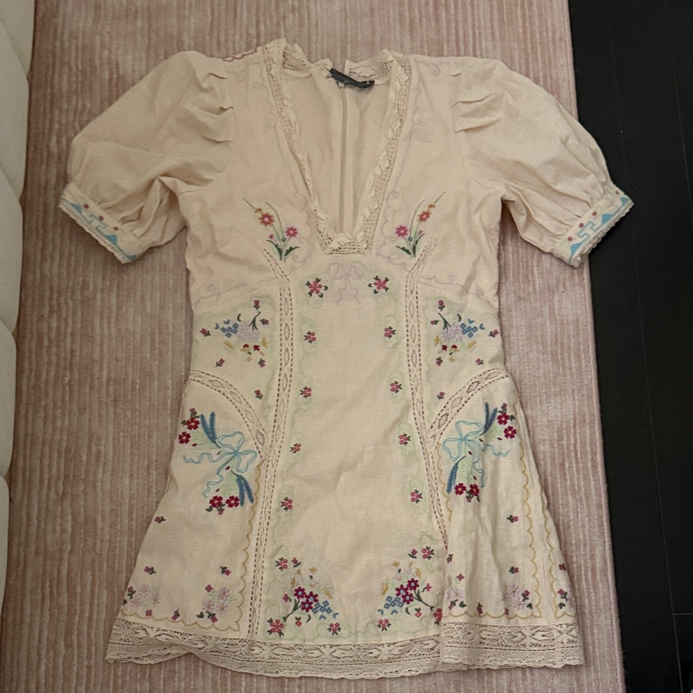 Anthropologie Light Pink Embroidered Floral V-Neck Dress NWOT